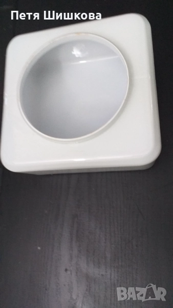 Плафон от млечно бяло стъкло - 8 бр х 20 лв, снимка 1