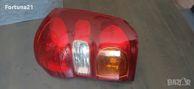 Toyota Rav4 - десен стоп, снимка 1