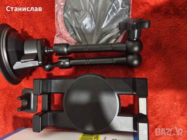 Универсална стойка за таблет с гъвкаво рамо