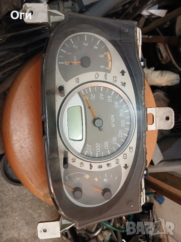 Километражно табло за Нисан Алмера Тино 2.2D BU071