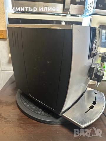 Кафемашина Jura j5, снимка 4 - Кафемашини - 53614024