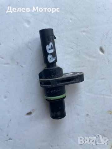 04L907601A датчик разпределителен вал сензор от Volkswagen T-Cross 1.0 TSI, двигател DLAA, 110 кс., снимка 2 - Части - 51606346