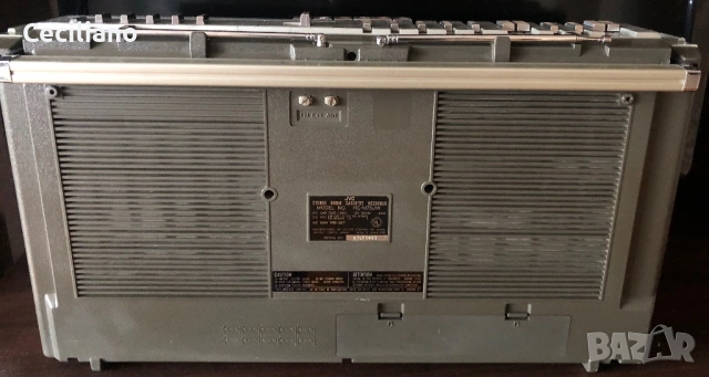 Радиокасетофон JVC M70L -истински Boombox Ghettoblaster !, снимка 7 - Радиокасетофони, транзистори - 53324096
