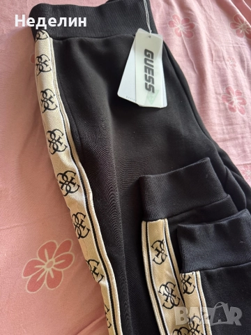Дамско долнище Guess, снимка 3 - Спортни екипи - 51796202