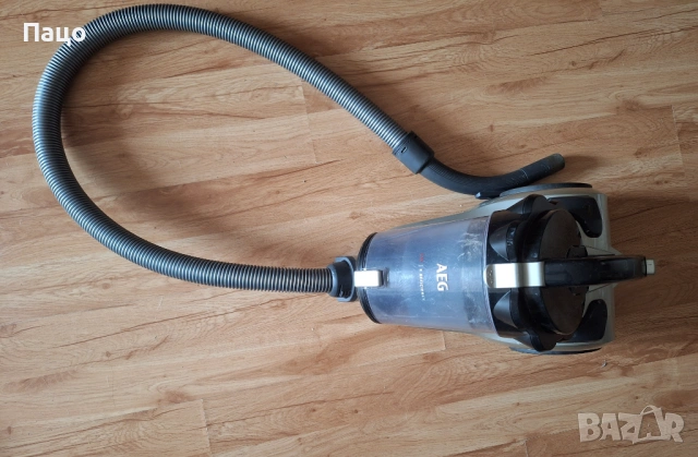 Прахосмукачка без торбичка AEG LX4-1-SM-P, 800 W,
