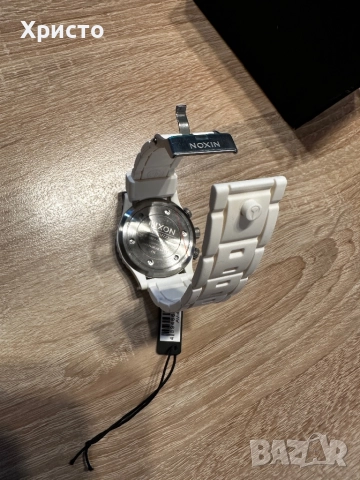 Часовник Nixon 42-20 чисто нов !, снимка 11 - Мъжки - 52585957