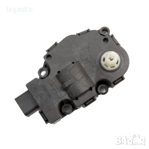 Моторче клапи парно Mercedes-Benz C-Class 204 (W/S/C) 2007-2014 ID: 145612, снимка 2 - Части - 49810665