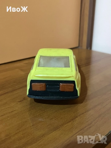 Стара пластмасова количка, снимка 3 - Колекции - 52458640