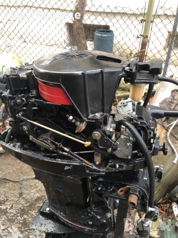 Извънбордов двигател за лодка Mercury 25, снимка 7 - Воден транспорт - 52965365