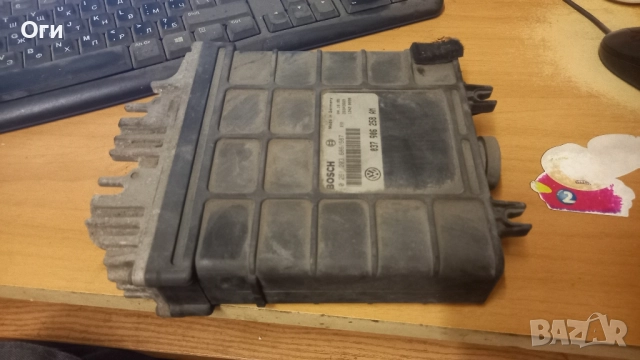 Компютър за Фолксваген Пасат В4 и Голф 3 1.6 101к.с. 037 906 258 AM  0 261 203 686/687