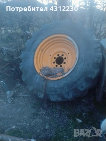 Продавам 2 джанти с гуми за 