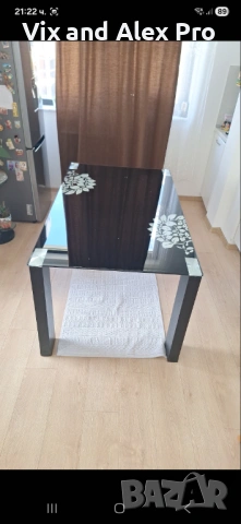 Стъклена холна маса с 4 стола, снимка 2 - Столове - 53817599