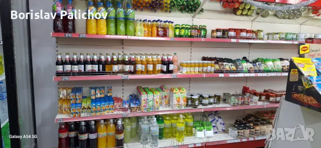 Стенен рафт, снимка 2 - Стелажи и щандове - 49625143