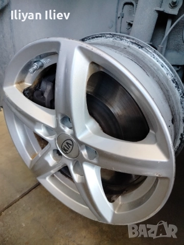 Продавам лети джанти за Киа, Хюндай 15 цола, ЕТ 46, 5х114.3, 6.0х15Н2, централен отвор 67.1, снимка 4 - Гуми и джанти - 52440307