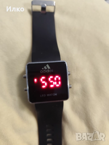 Електронен часовник адидас 