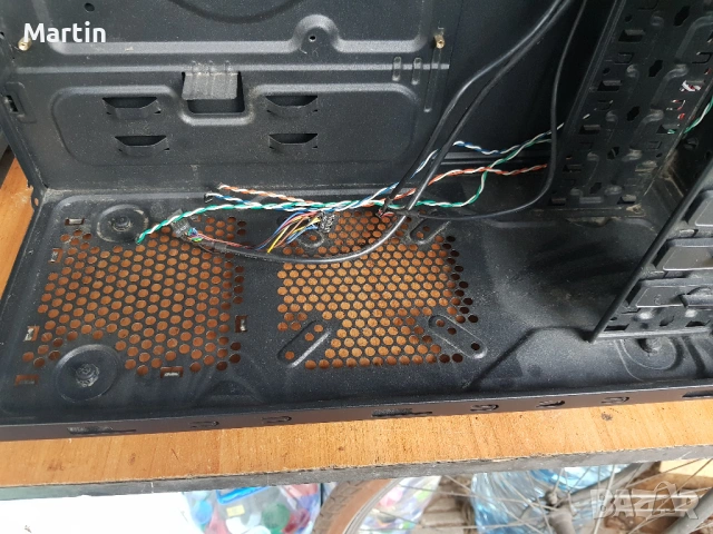 Кутия Cooler Master Elite 430 Black, снимка 9 - Захранвания и кутии - 53476609