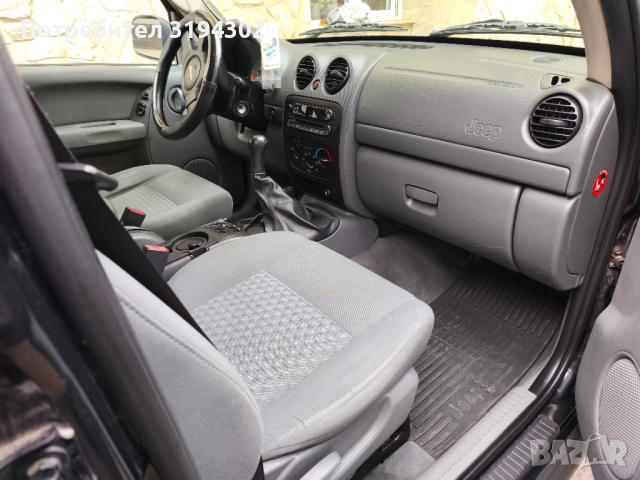 Jeep cherokee, снимка 12 - Автомобили и джипове - 52771390