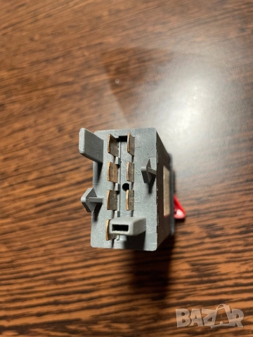 Авариен бутон Skoda Octavia 1u, снимка 3 - Части - 52228747