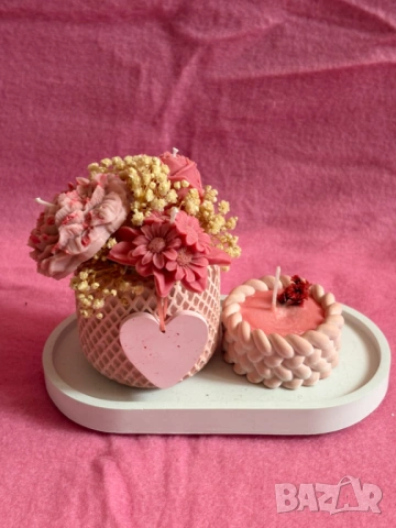 Комплект декоративни свещи , снимка 2 - Декорация за дома - 53225218