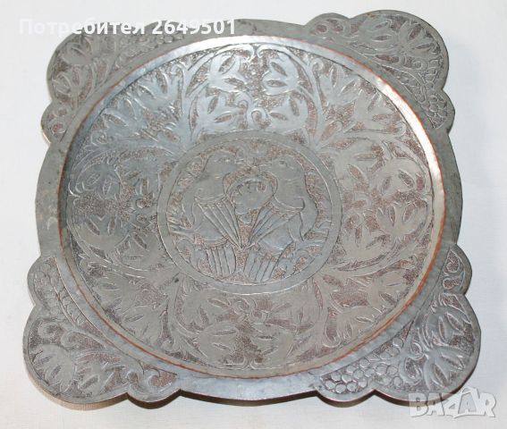 Старинна медна калайдисана ръчно кована чиния съдинка, снимка 1 - Колекции - 45513283