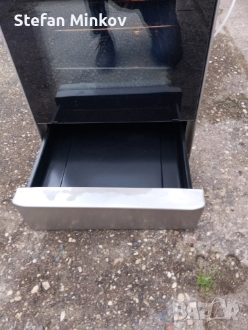 Готварска печка с керамични котлони, снимка 6 - Печки, фурни - 52788544