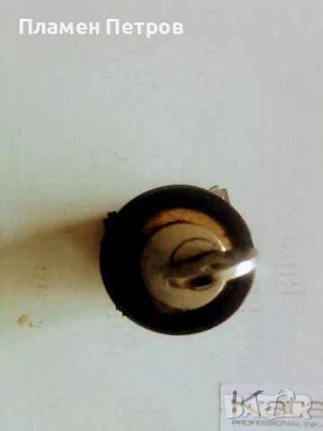 ключ пусков за табло с секретен ключ  380в 1,25амп. 3фотоса., снимка 2 - Ключове - 50511369