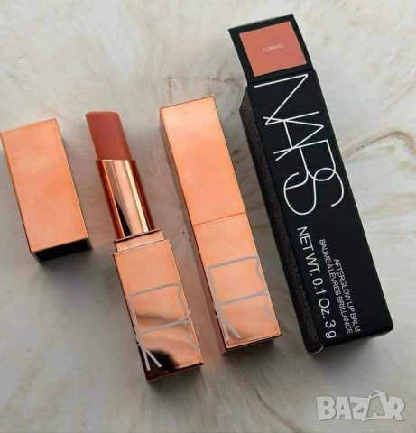 червило, снимка 2 - Декоративна козметика - 52101327