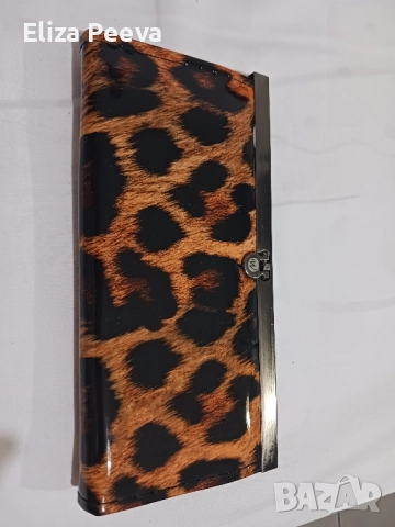 Портфейл лачен