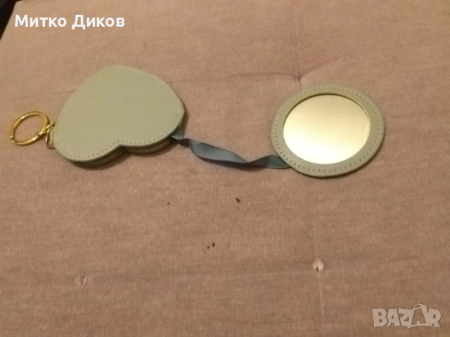 Ключодържател кожен огледало сърце любов нов