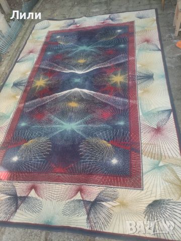 Голям цветен килим, снимка 3 - Килими - 46396177