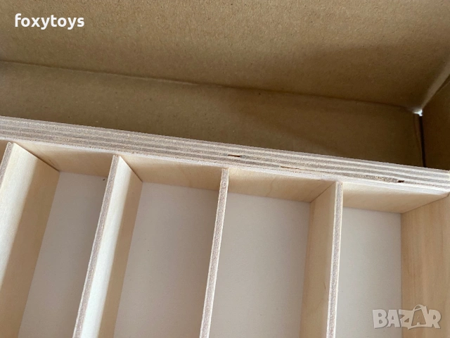 Дефектен дървен рафт, етажерка за колички, 90 отделения, Hot wheels, снимка 6 - Коли, камиони, мотори, писти - 53736218