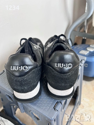 Дамски оригинални маратонки Liu Jo , снимка 3 - Маратонки - 54196676