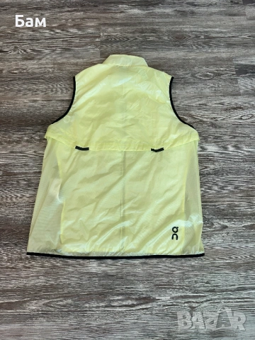 Мъжки!On Cloud Weather Vest размер М, снимка 4 - Други - 54043158