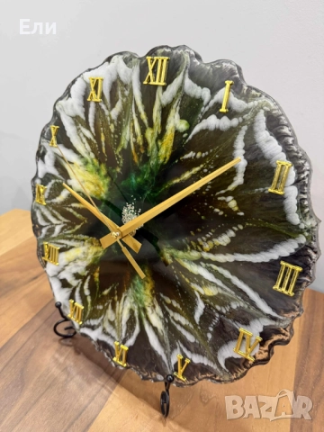 Дизайнерски, ръчно изработен часовник, изработен с внимание към детайлите, снимка 2 - Стенни часовници - 52805877