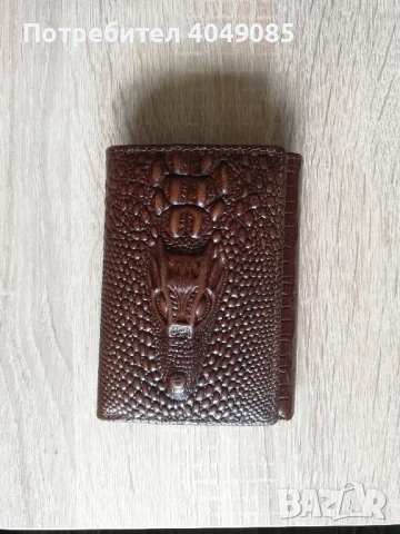 Портфейл от кафява кожа с релефен дракон – ефектен и нов, снимка 1