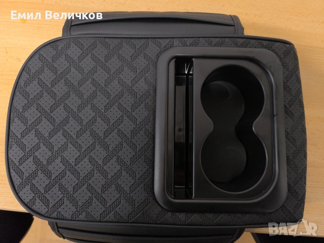 Универсална подложка за подлакътник за автомобил , снимка 3 - Аксесоари и консумативи - 53503739