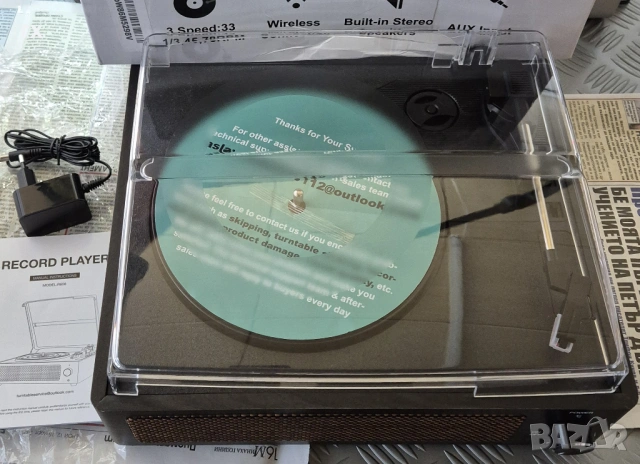 Грамофон с вградени тонколони, ретро дизайн, снимка 4 - Грамофони - 53067766