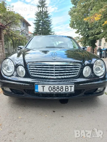 Мерцедес Е220 СDI 2005 г., снимка 6 - Автомобили и джипове - 47486138