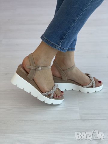 Леки и удобни ежедневни дамски сандали за всекидневен шик, снимка 4 - Сандали - 46381745