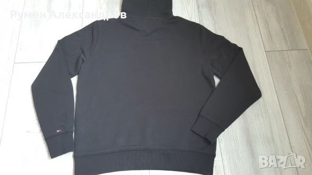 Памучен суичър Tommy Hilfiger в черно с качулка размер М, снимка 14 - Суичъри - 52448036