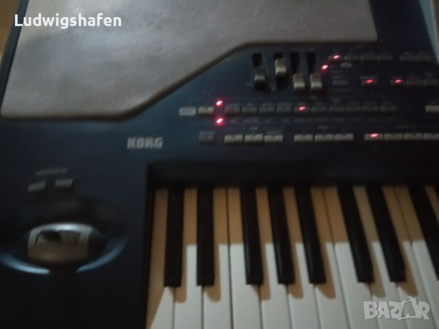 KORG PA800, снимка 1