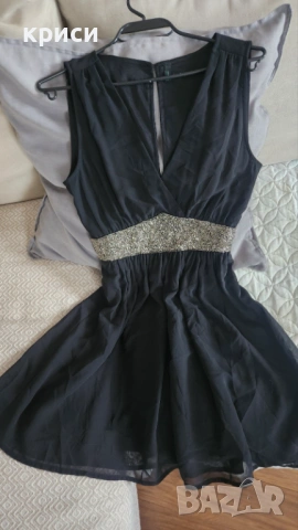 Дамска къса черна рокля Benetton