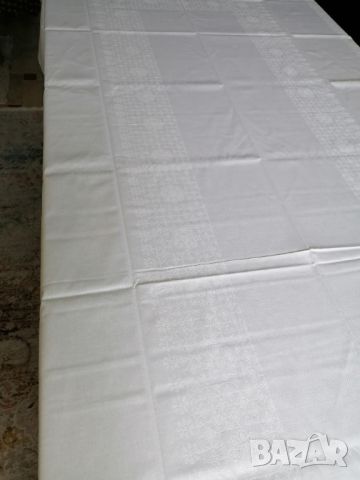 Бяла покривка за трапезна маса , снимка 4 - Покривки за маси - 46401333