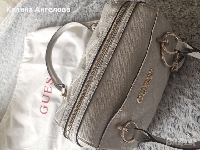 Дамска чанта Guess, снимка 9 - Чанти - 46362257