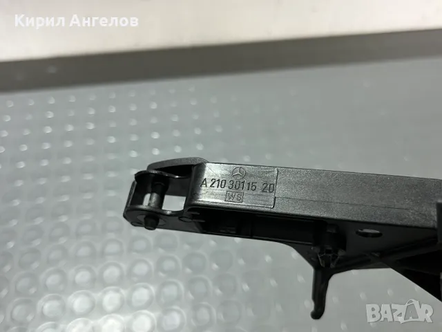 Педала на газта за Mercedes E-class W210, снимка 7 - Части - 50309234