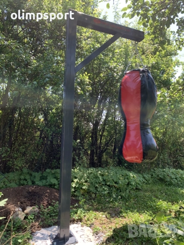 Външна стойка за боксов чувал  стабилна стоманена конструкция захващане чрез анкерпланка 