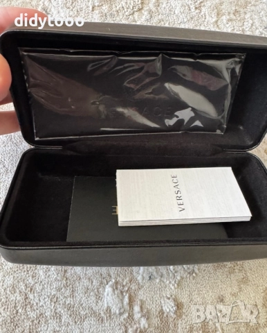 Слънчеви очила Versace, снимка 7 - Слънчеви и диоптрични очила - 52748773