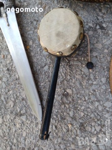 шаманско ритуално барабанче оригинал, донесено е от Африка , снимка 4 - Антикварни и старинни предмети - 46335822