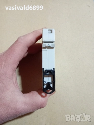 Автоматичен прекъсвач С 4, снимка 5 - Резервни части за машини - 53743527