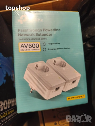 Чисто нов запечатан в целофан powerline адаптер TP-Link TL-PA4010P KIT  TL-PA4010P KIT , снимка 2 - Кабели и адаптери - 53877437